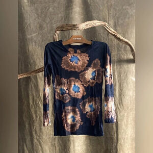 Gilda Midani long sleeve small